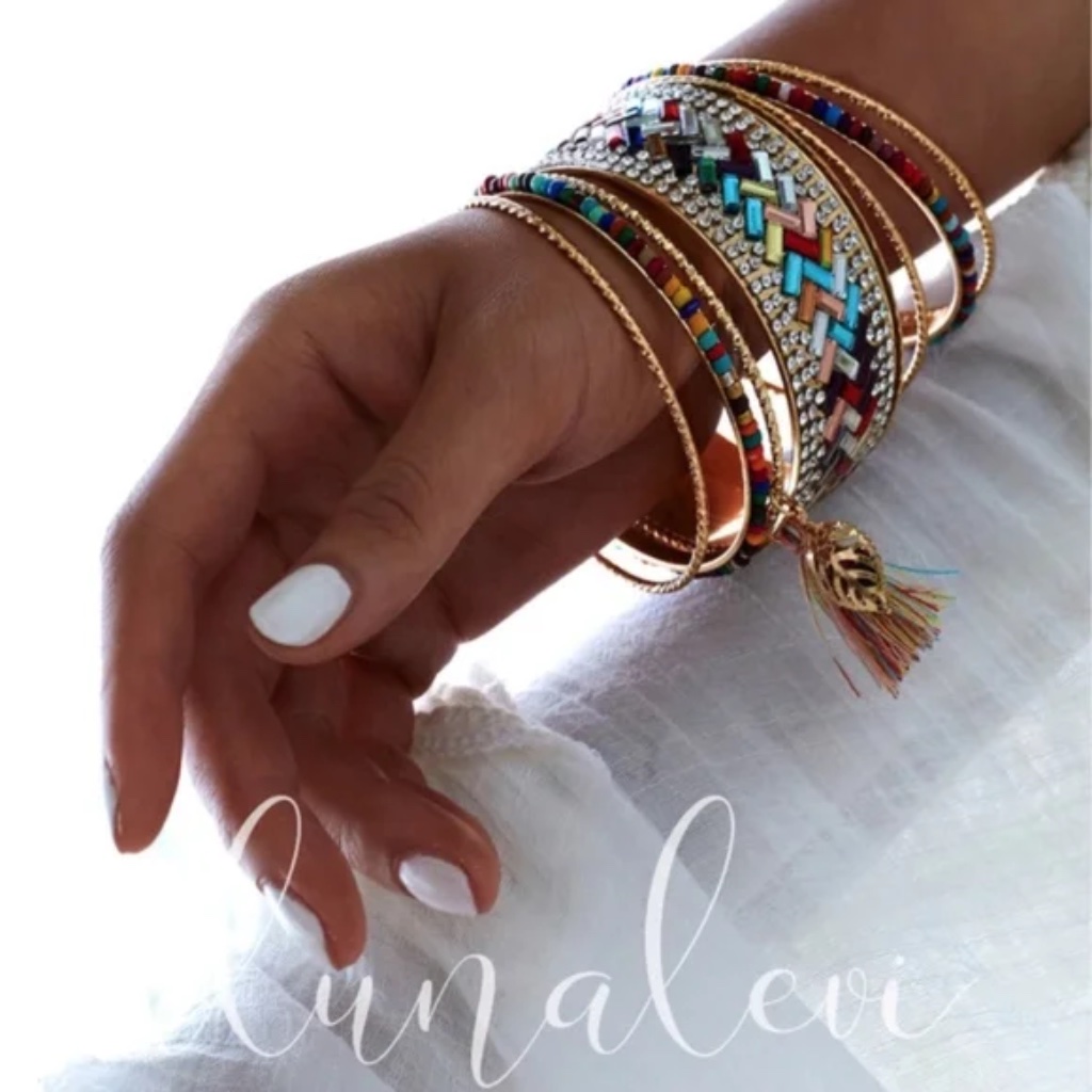 Jewelry Listing For Posh Live
